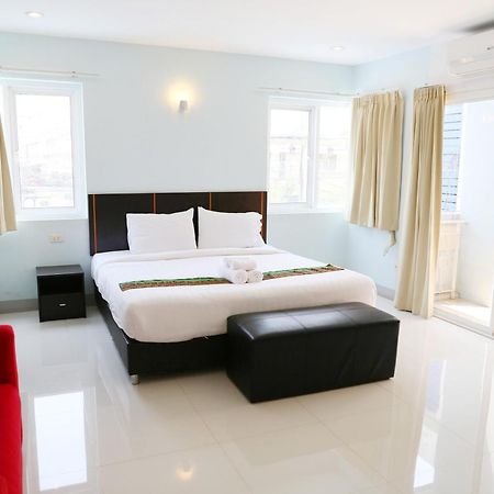 La Viva Hotel Buriram Exteriér fotografie