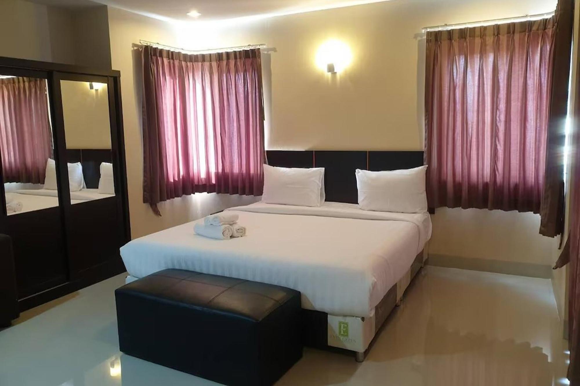 La Viva Hotel Buriram Exteriér fotografie